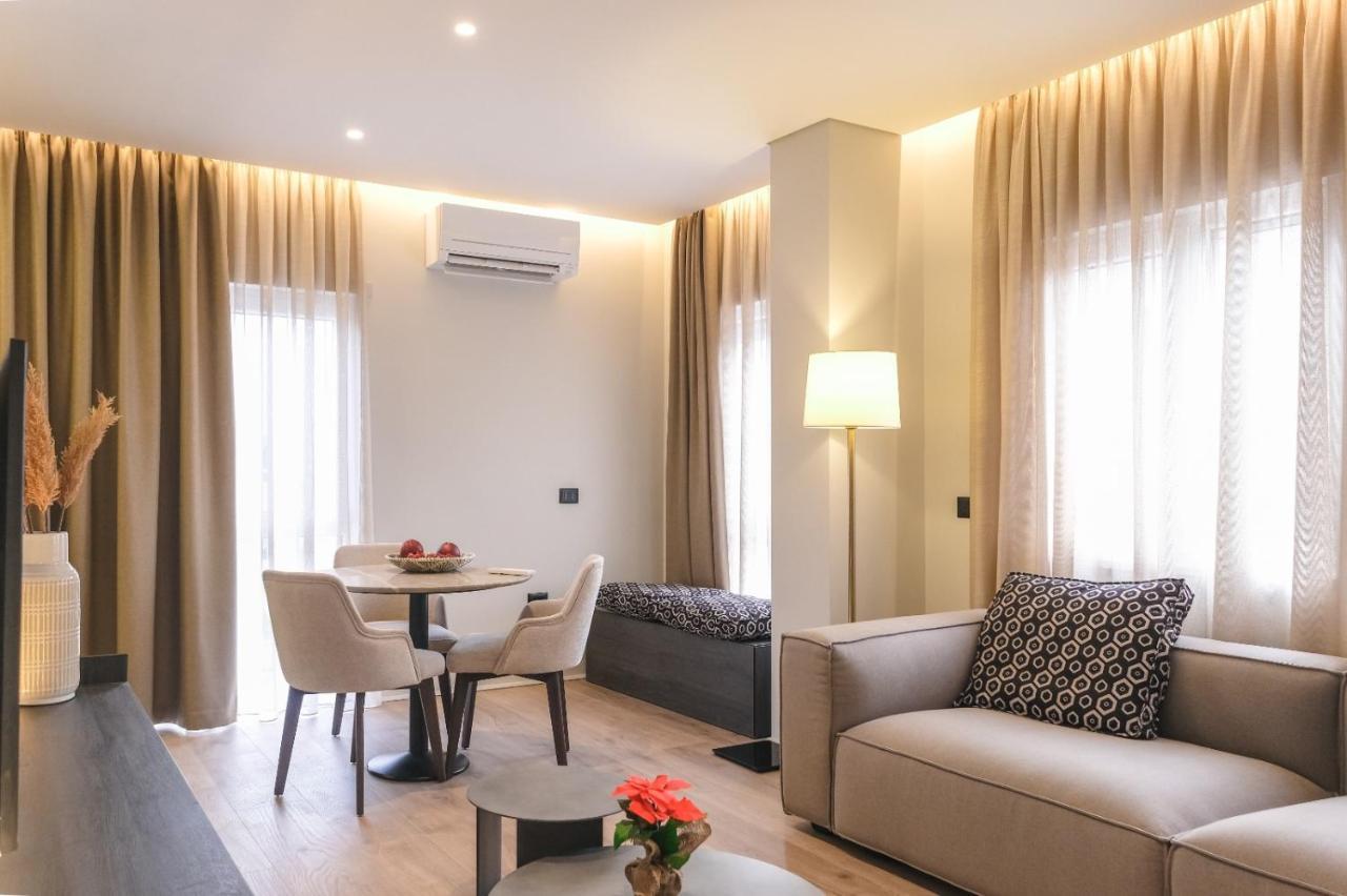 Two Steps Apartments ติรานา ภายนอก รูปภาพ