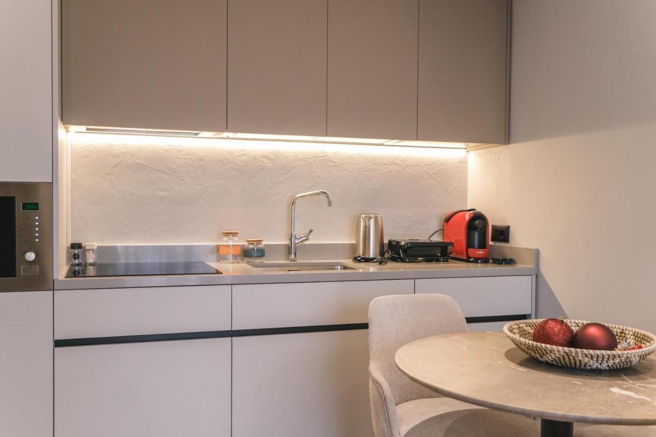 Two Steps Apartments ติรานา ภายนอก รูปภาพ