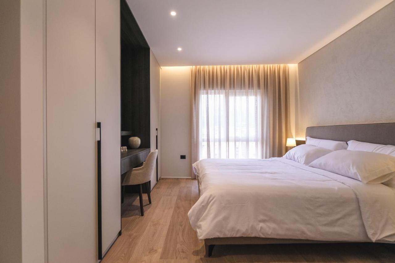 Two Steps Apartments ติรานา ภายนอก รูปภาพ