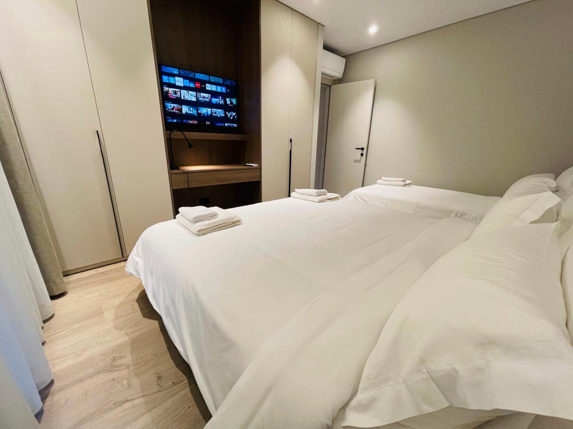 Two Steps Apartments ติรานา ภายนอก รูปภาพ